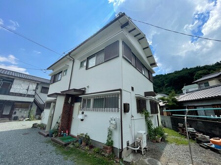 山本2戸1外観写真