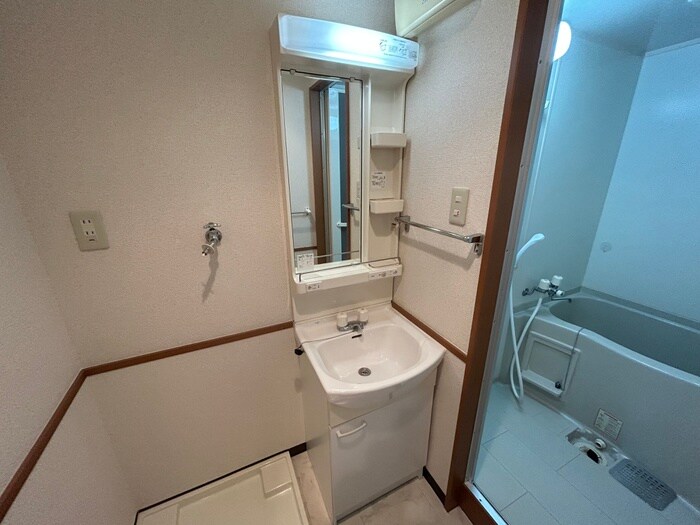 物件内観写真10　(洗面)