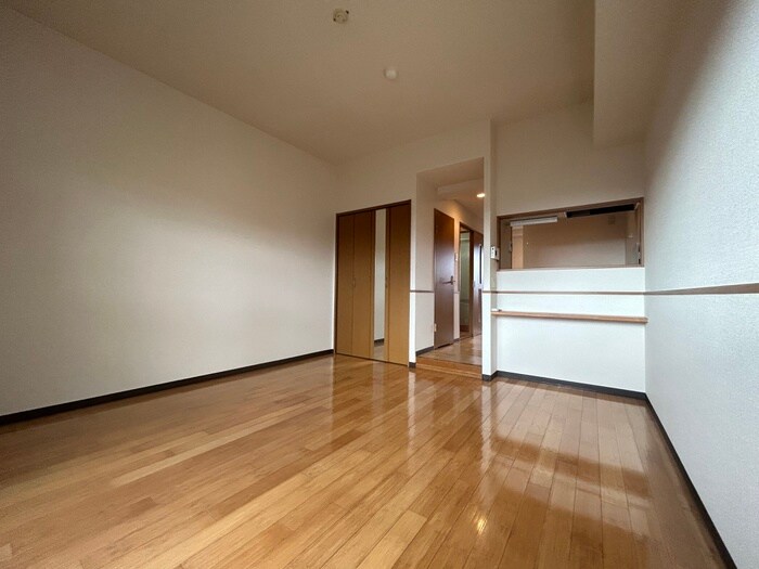 物件内観写真15　(居室)