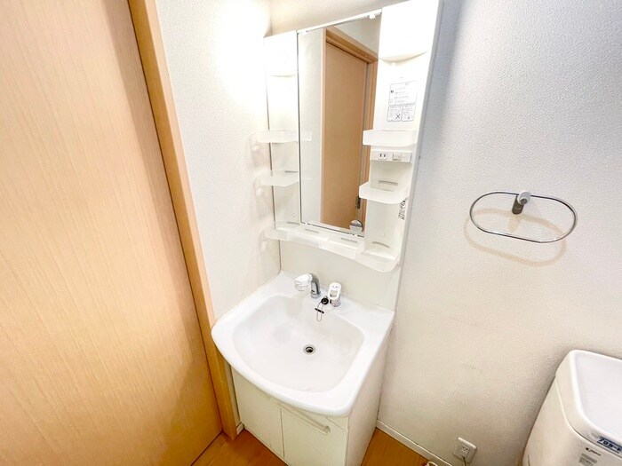 物件内観写真12　(洗面)