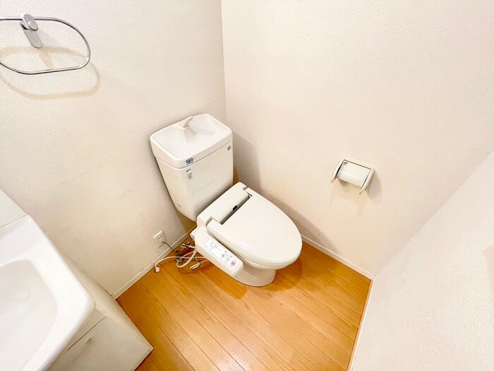 物件内観写真14　(トイレ)