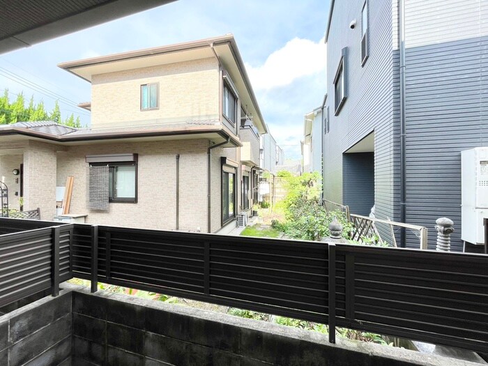 物件内観写真20　(室内からの展望)