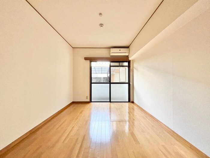 物件内観写真11　(居室)