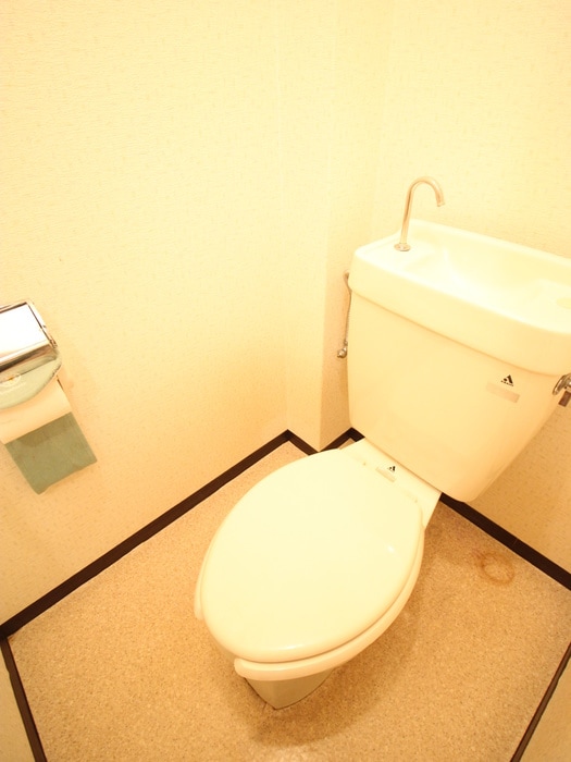 物件内観写真10　(トイレ)