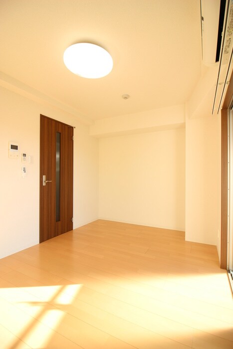 物件内観写真13　(居室)