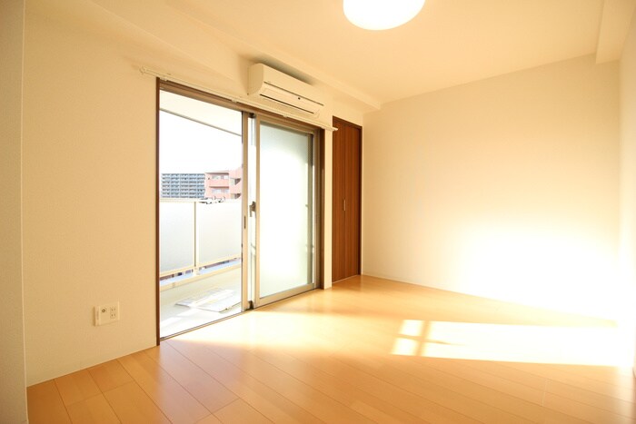 物件内観写真14　(居室)