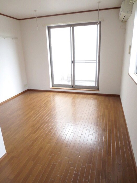 物件内観写真12　(居室)