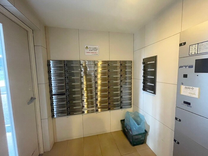 物件外観写真4　(建物設備)