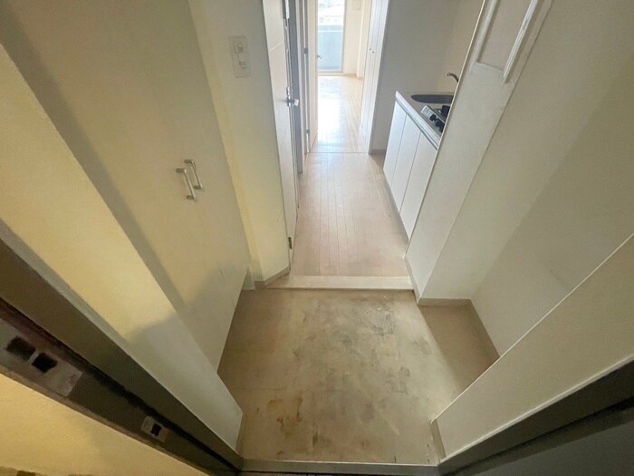 物件内観写真17　(玄関)