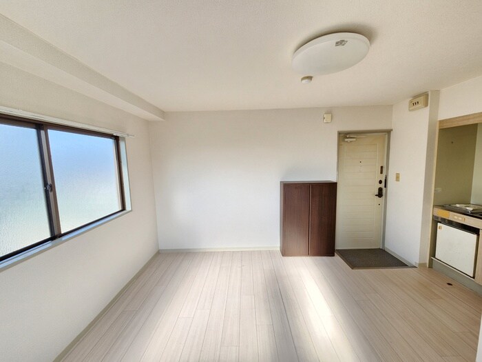 物件内観写真9　(居室)