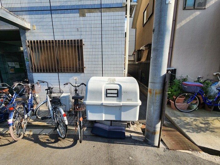 物件外観写真4　(建物設備)