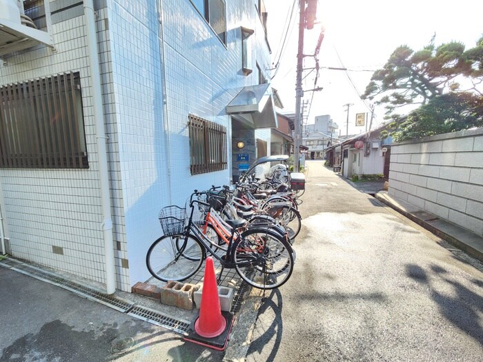 物件外観写真6　(周辺環境)