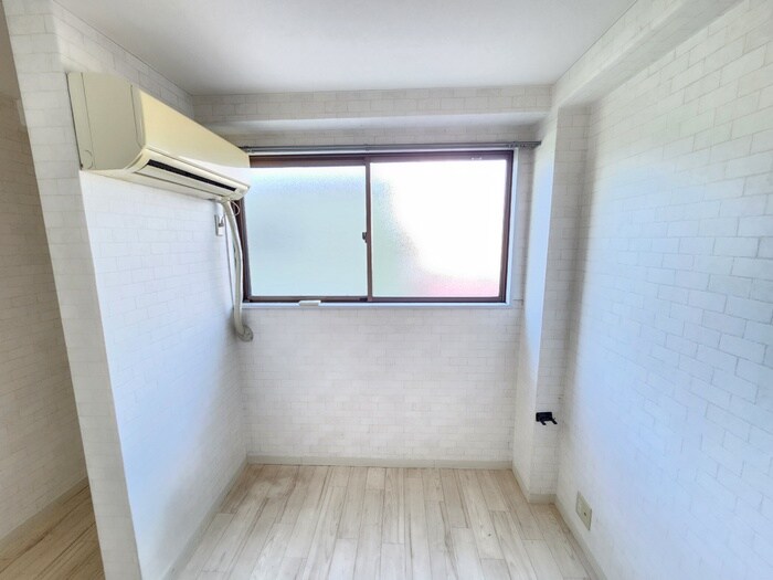 物件内観写真12　(居室)