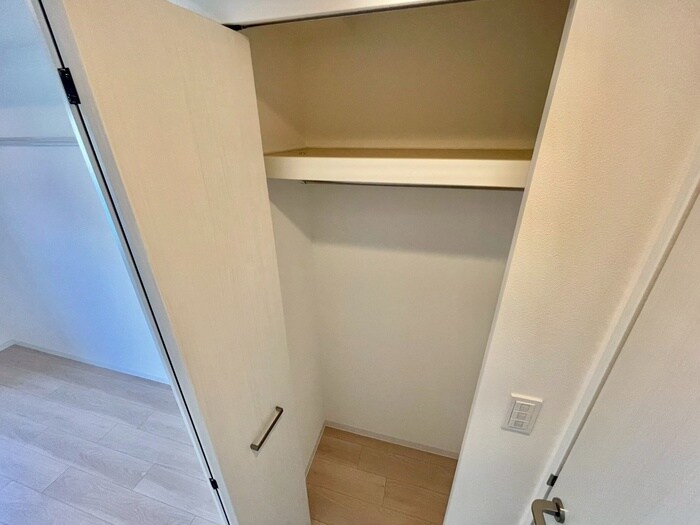 物件内観写真12　(収納)