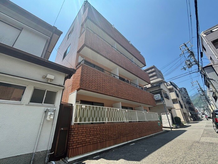 物件外観写真3　(外観写真)