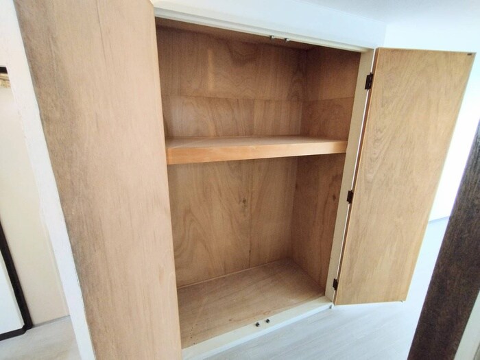 物件内観写真13　(収納)