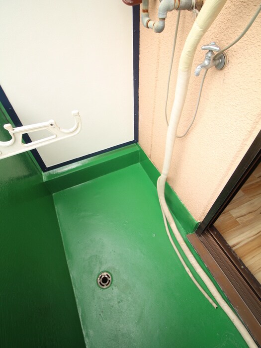 物件内観写真16　(洗濯機置場)