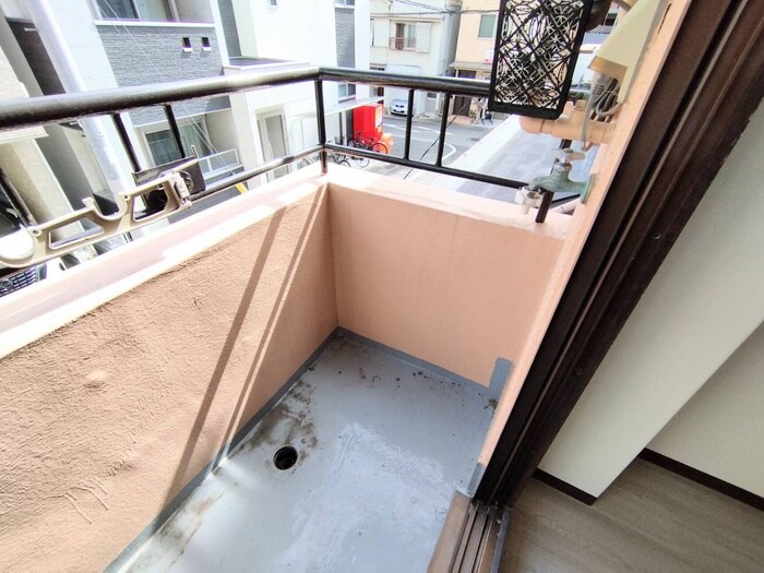 物件内観写真17　(洗濯機置場)