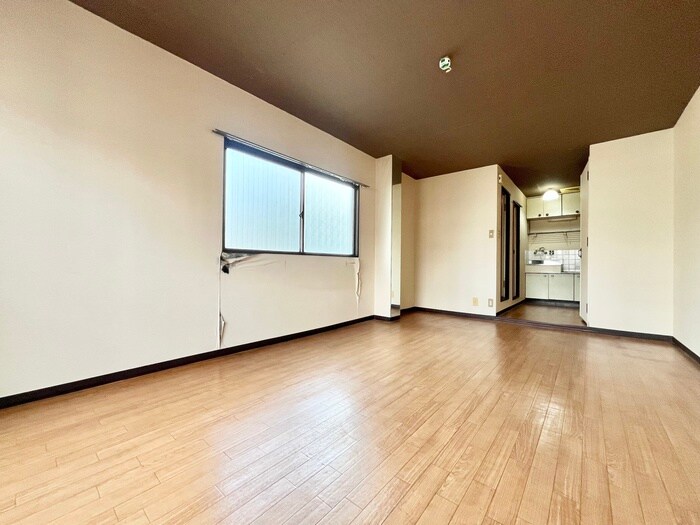 物件内観写真20　(居室)