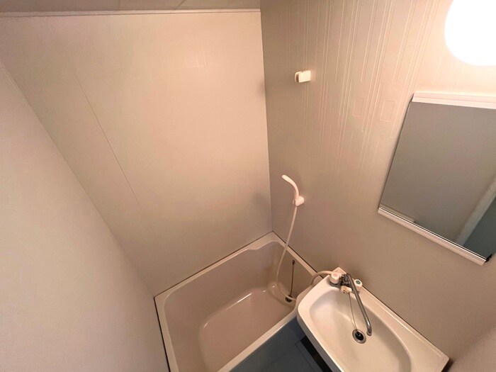 物件内観写真10　(バス／シャワールーム等)