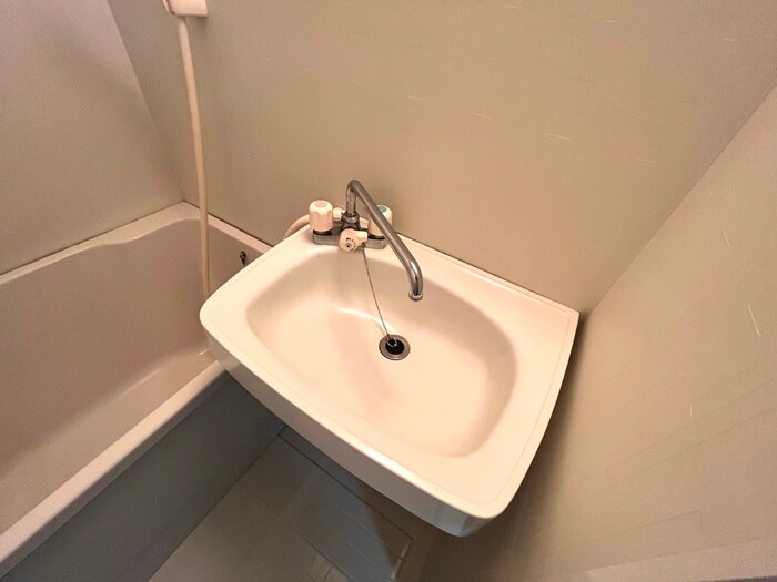 物件内観写真11　(洗面)