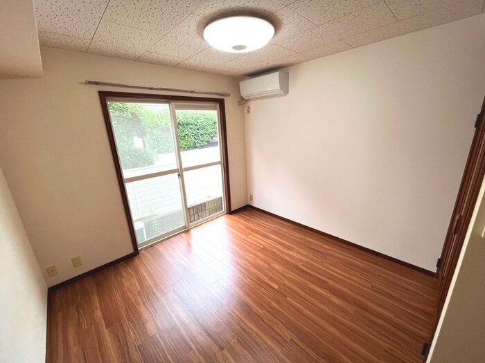 物件内観写真22　(居室)