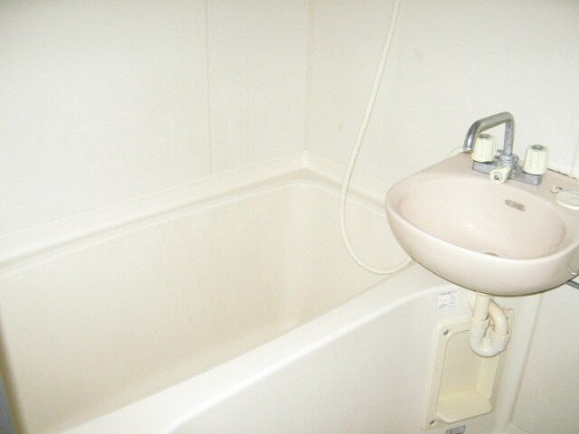 物件内観写真4　(バス／シャワールーム等)