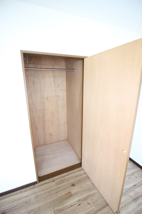 物件内観写真11　(収納)