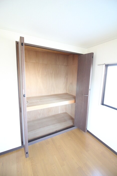 物件内観写真14　(収納)