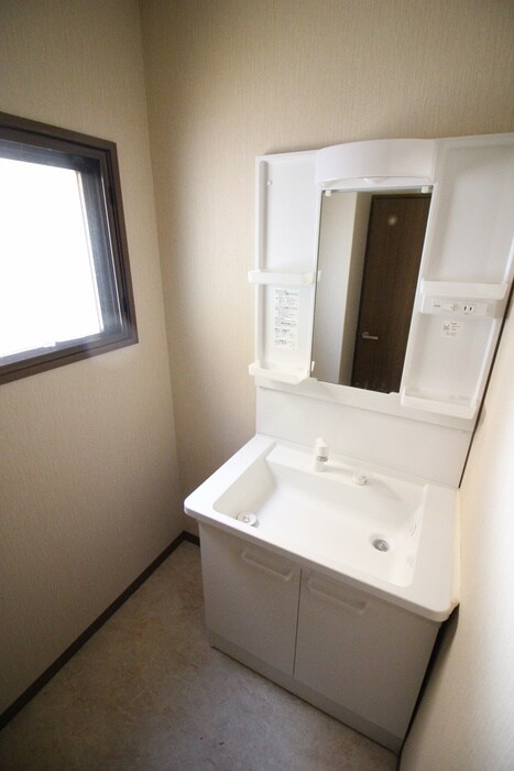 物件内観写真15　(洗面)