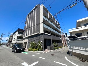 ラフィネ西宮外観写真