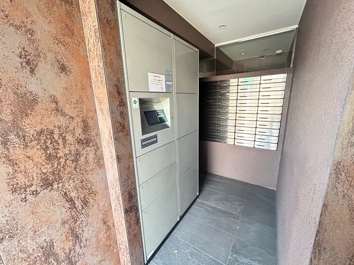 物件外観写真4　(建物設備)