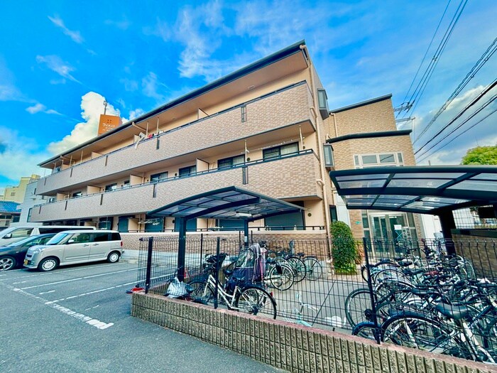 物件外観写真3　(外観写真)