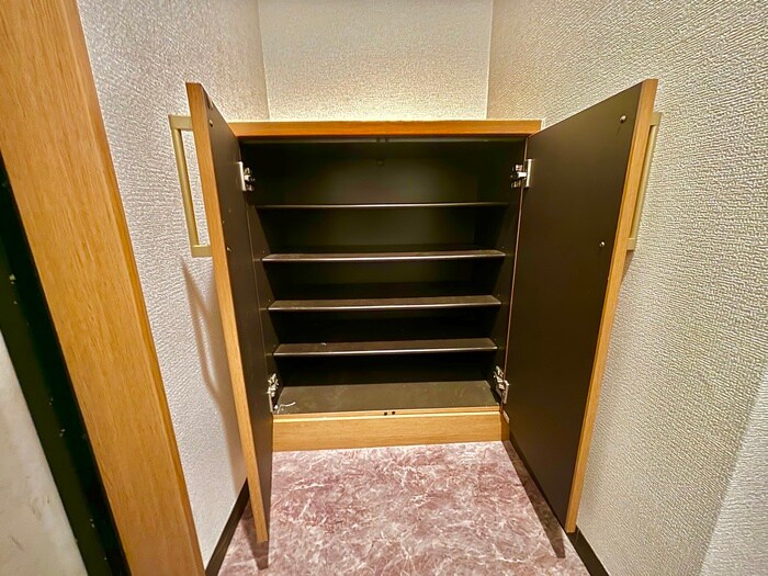 物件内観写真22　(靴箱)