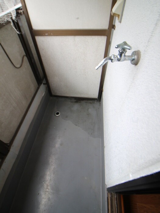 物件内観写真17　(洗濯機置場)