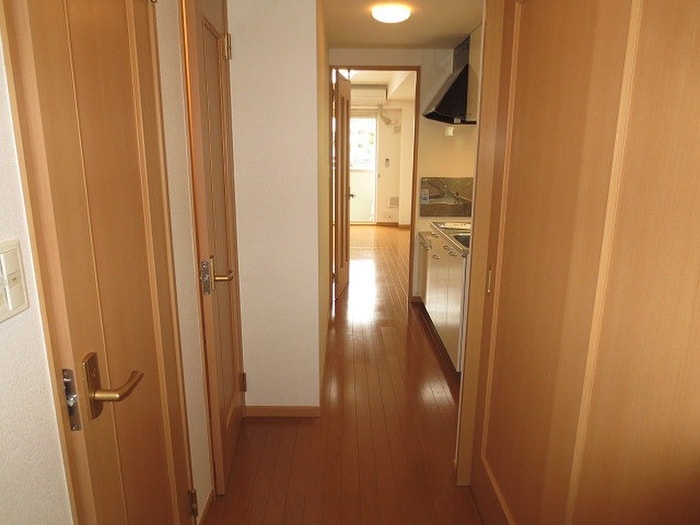 物件内観写真22　(玄関)