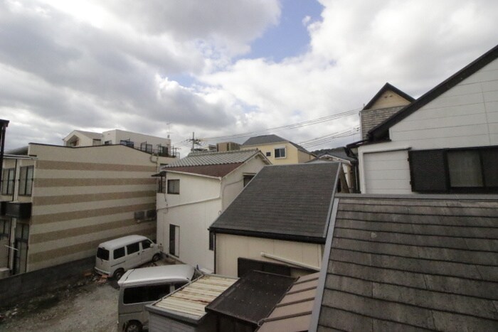 物件内観写真22　(室内からの展望)