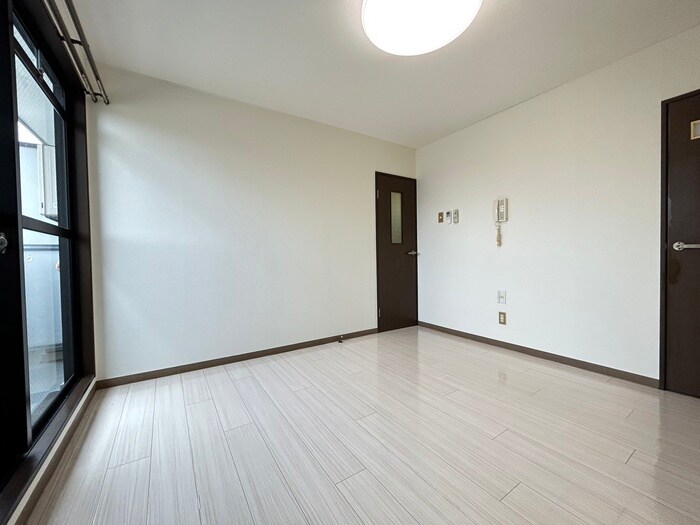 物件内観写真17　(居室)