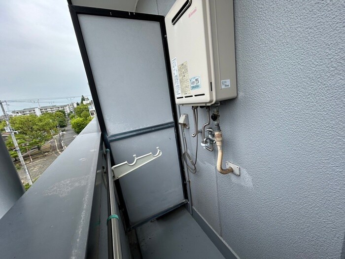 物件内観写真19　(洗濯機置場)