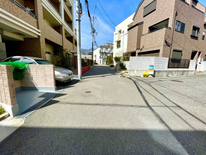 物件外観写真5　(周辺環境)