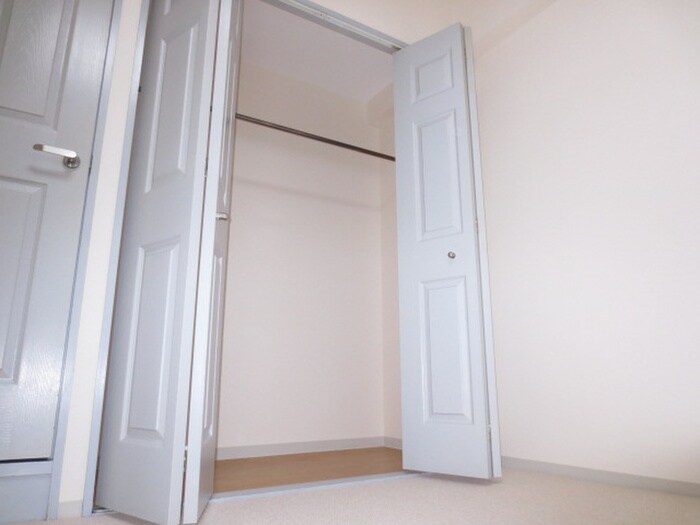 物件内観写真11　(収納)