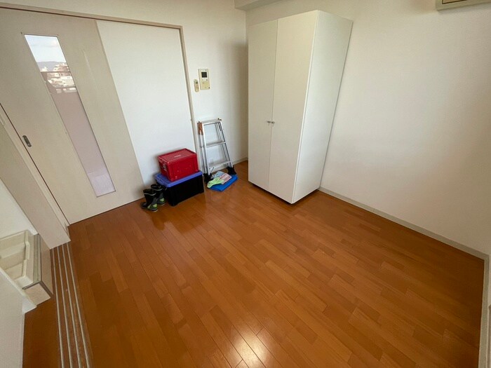 物件内観写真10　(居室)