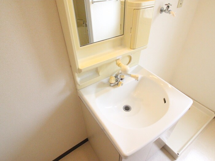 物件内観写真11　(洗面)