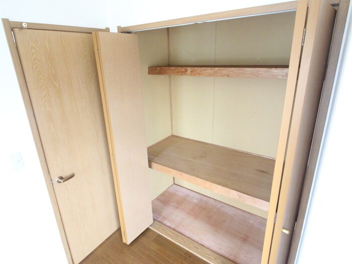 物件内観写真14　(収納)