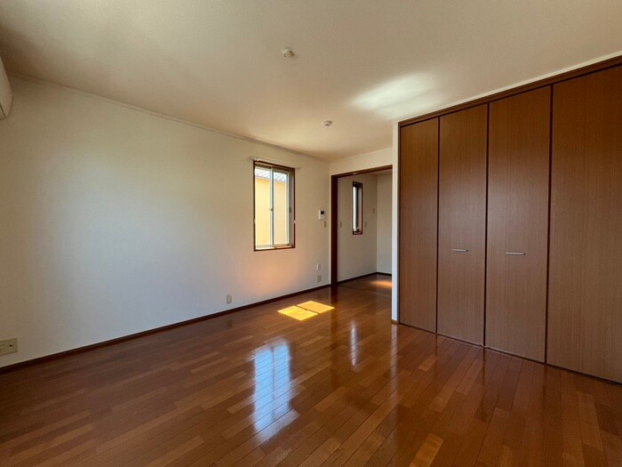 物件内観写真7　(居室)