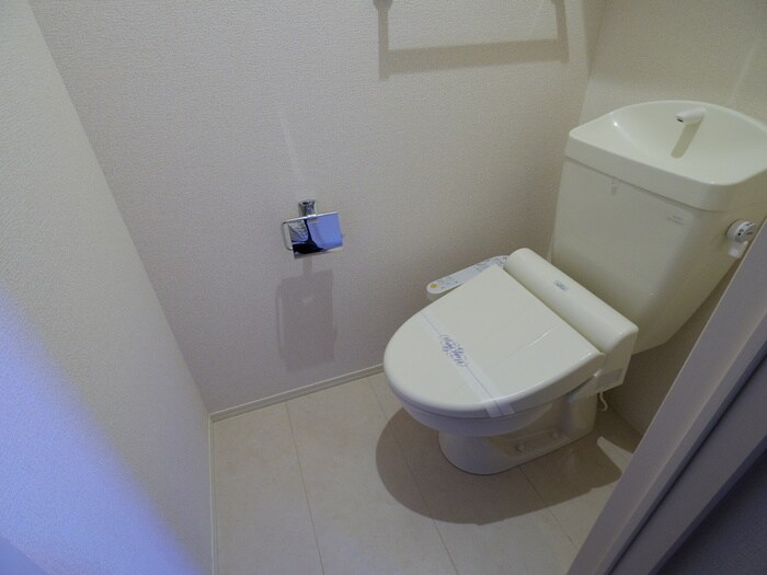 物件内観写真14　(トイレ)