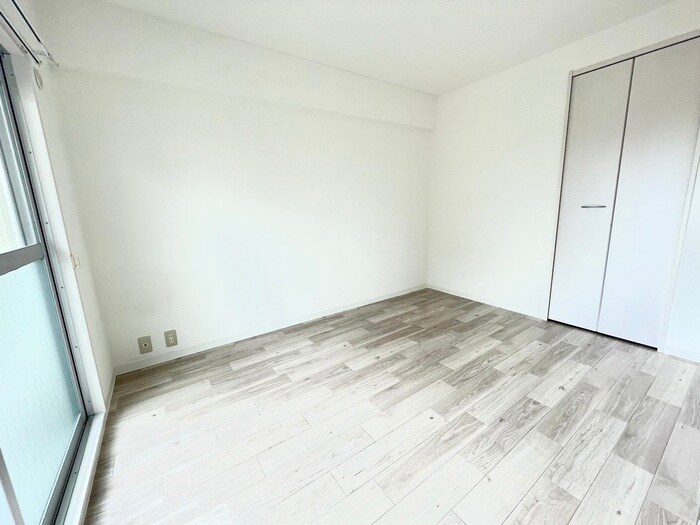 物件内観写真9　(居室)