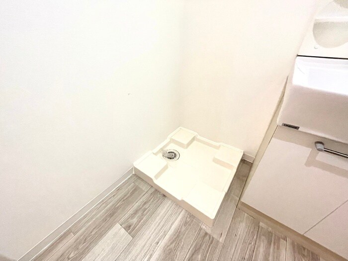 物件内観写真14　(洗濯機置場)