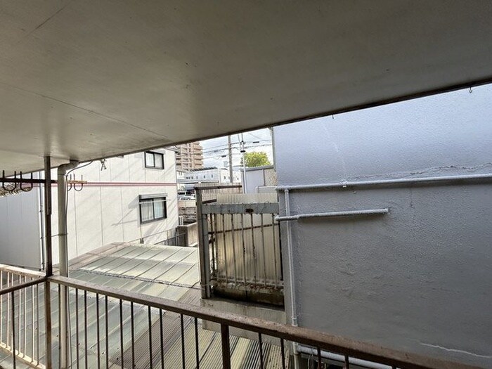 物件内観写真13　(室内からの展望)