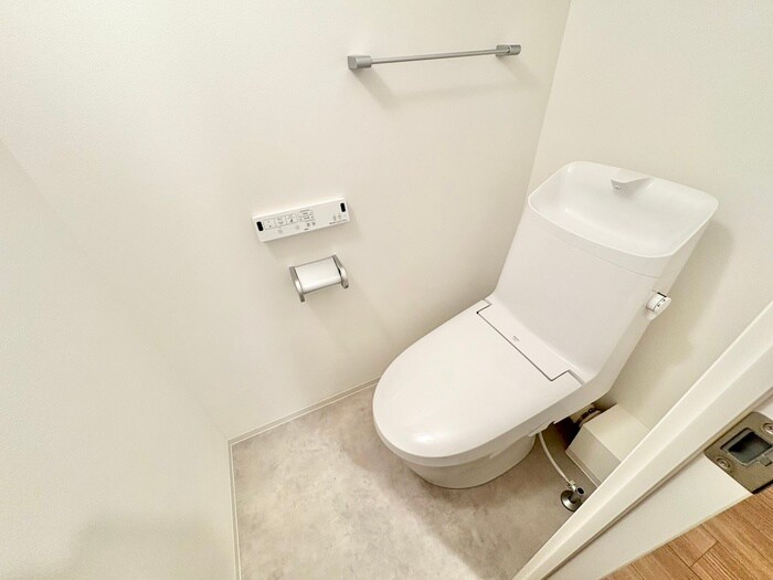 物件内観写真9　(トイレ)